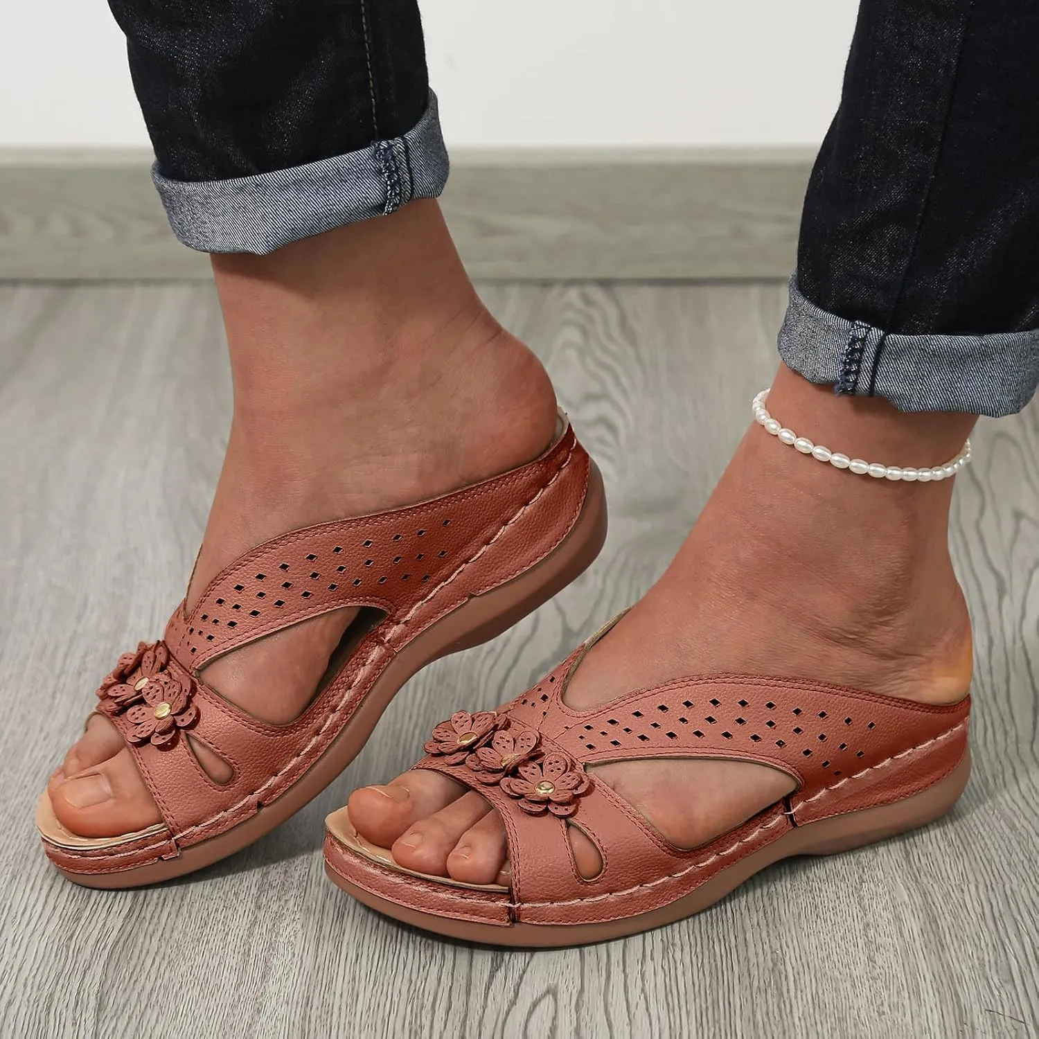 Orthopedic Sandals for Women Summer Wedge Platform Sandals with Arch Support Flower Faux Leather Wedge Heel Anti Slip Sandals